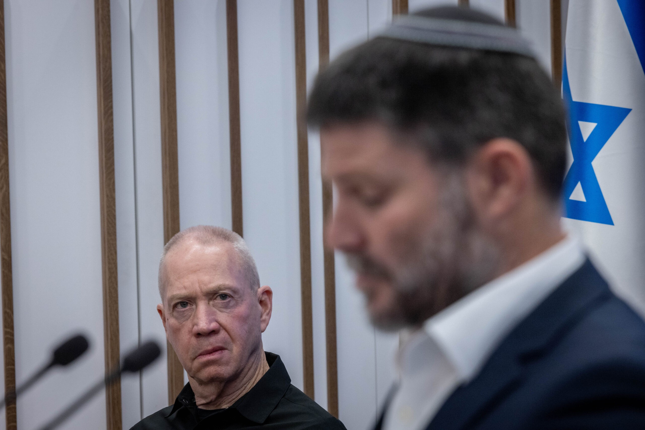 שר הביטחון גלנט והשר סמוטריץ' | צילום: חיים גולדברג, פלאש 90