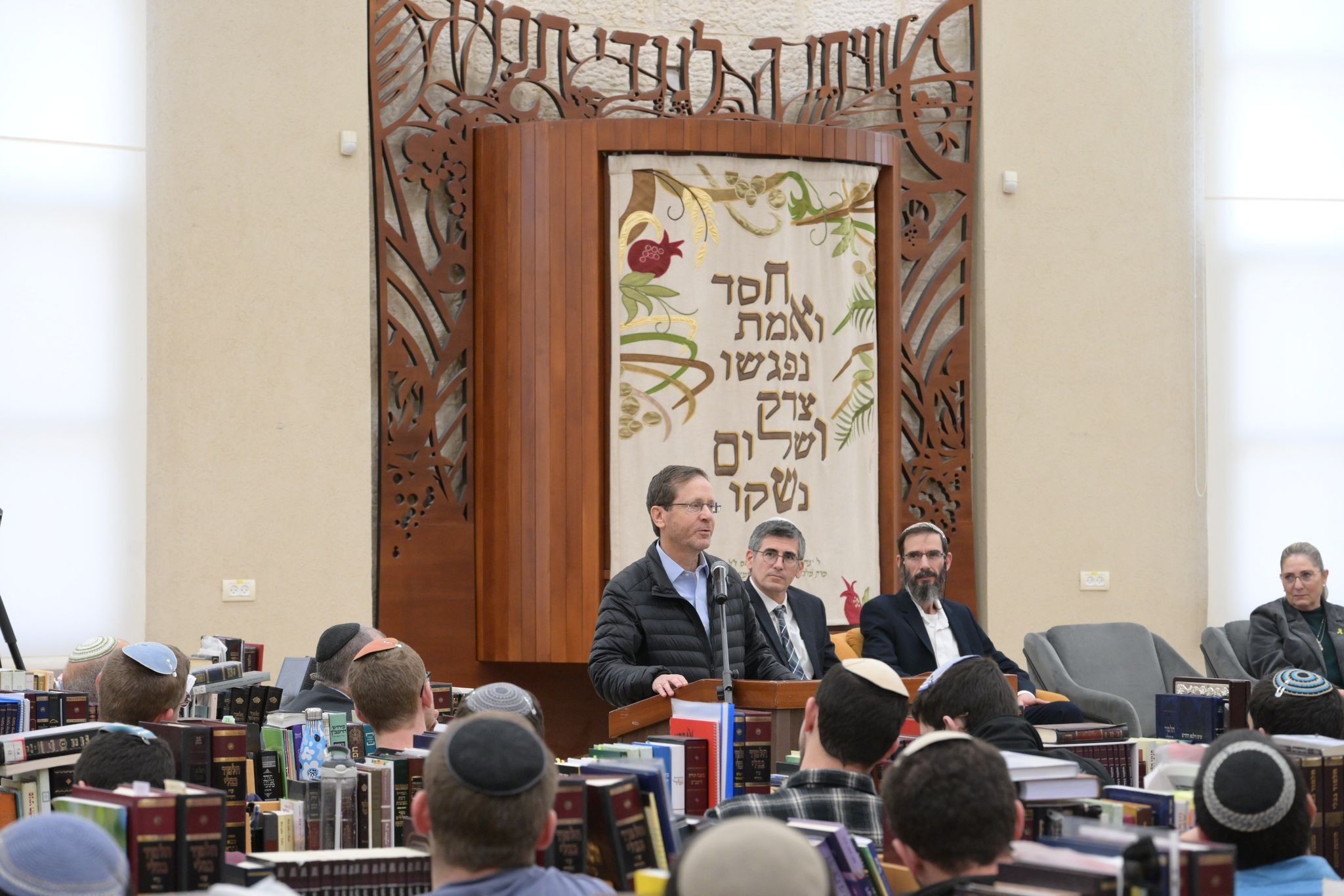 הנשיא הרצוג בישיבת ההסדר בירוחם: "זה החזון של בן גוריון"