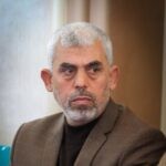 ישראל שוב ממתינה לסינוואר – ומתפשרת שוב ושוב מול החמאס