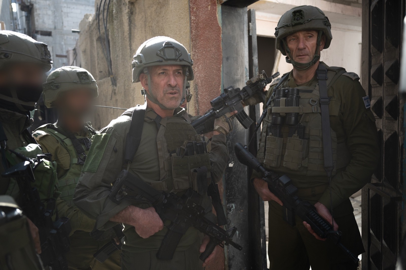 הרמטכ"ל וראש השב"כ בחאן יונס: "רחוקים מלסיים את הלחימה"