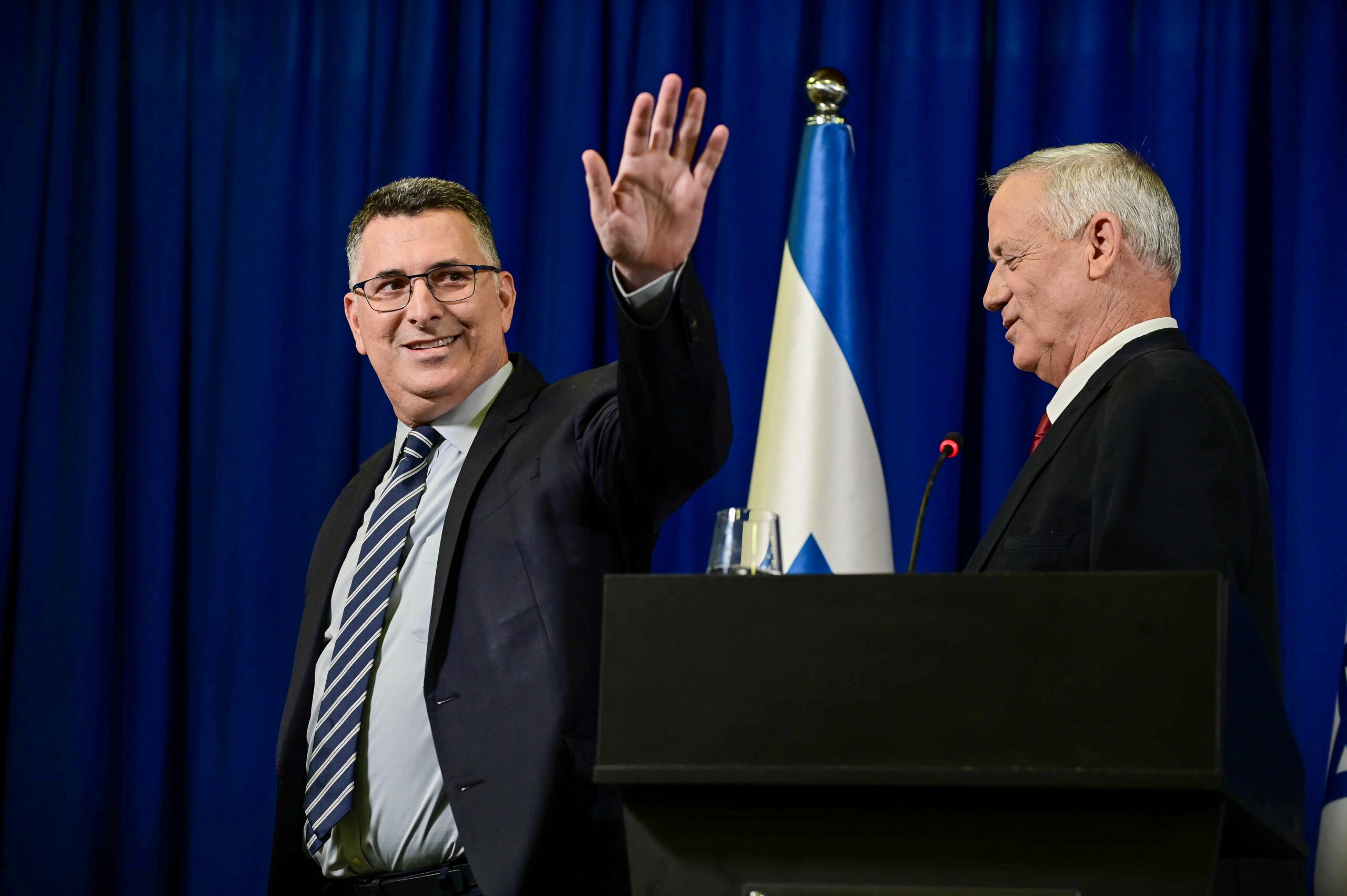גדעון סער ובני גנץ בערב ההכרזה על האיחוד ביניהם בשנת 2022 | צילום: תומר נוימברג, פלאש 90