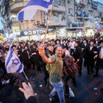 אחרי שקראו לאי התייצבות: 'אחים לנשק' בפרובוקציה במאה שערים