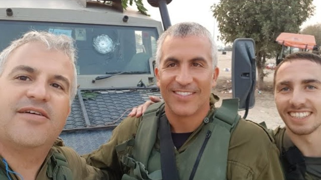 חברי צוות אלחנן | שימוש לפי סעיף 27 א' לחוק זכויות היוצרים