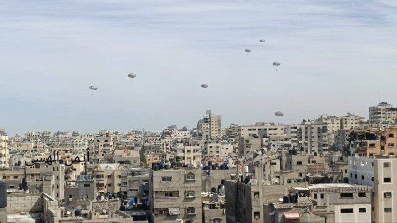 הצנחת סיוע הומניטרי בצפון רצועת עזה, ארכיון | קרדיט: רשתות ערביות