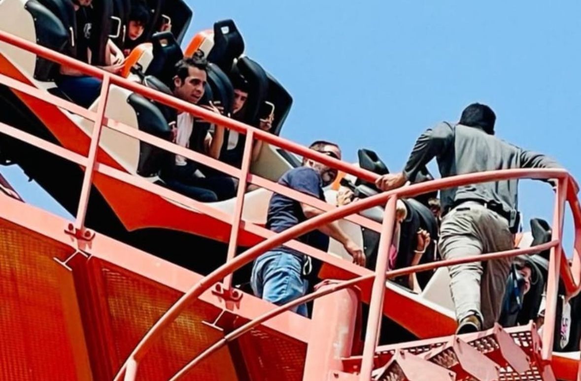 אביב גפן ובנו נתקעו ברכבת הרים אנקונדה שבלונה פארק | צילום: מתוך אינסטגרם