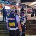 פיגוע דקירה בגן יבנה: שלושה פצועים במצב קשה – המחבל נוטרל