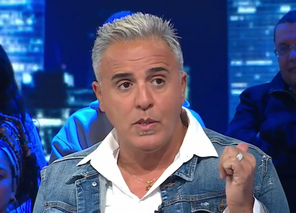 "עופו מפה כולכם, צאו מהבסיס שלי": קובי פרץ הגיע לפטריוטים