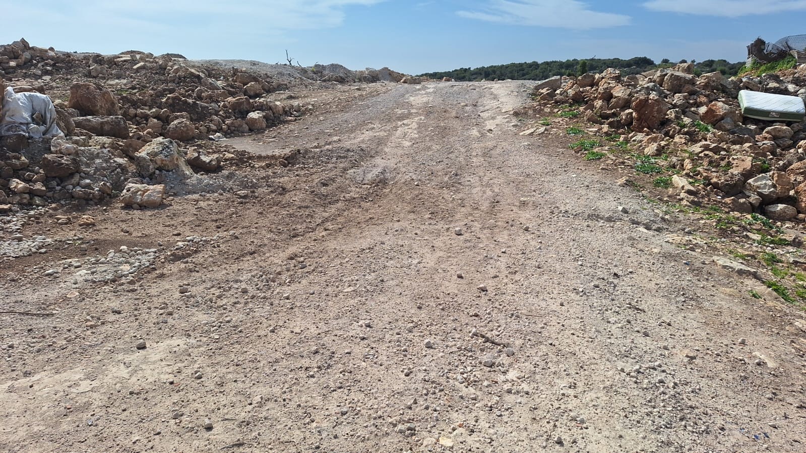 ההרס באתר ח'ירבת אום ריחן | צילום: שומרים על הנצח, מועצה אזורית שומרון.