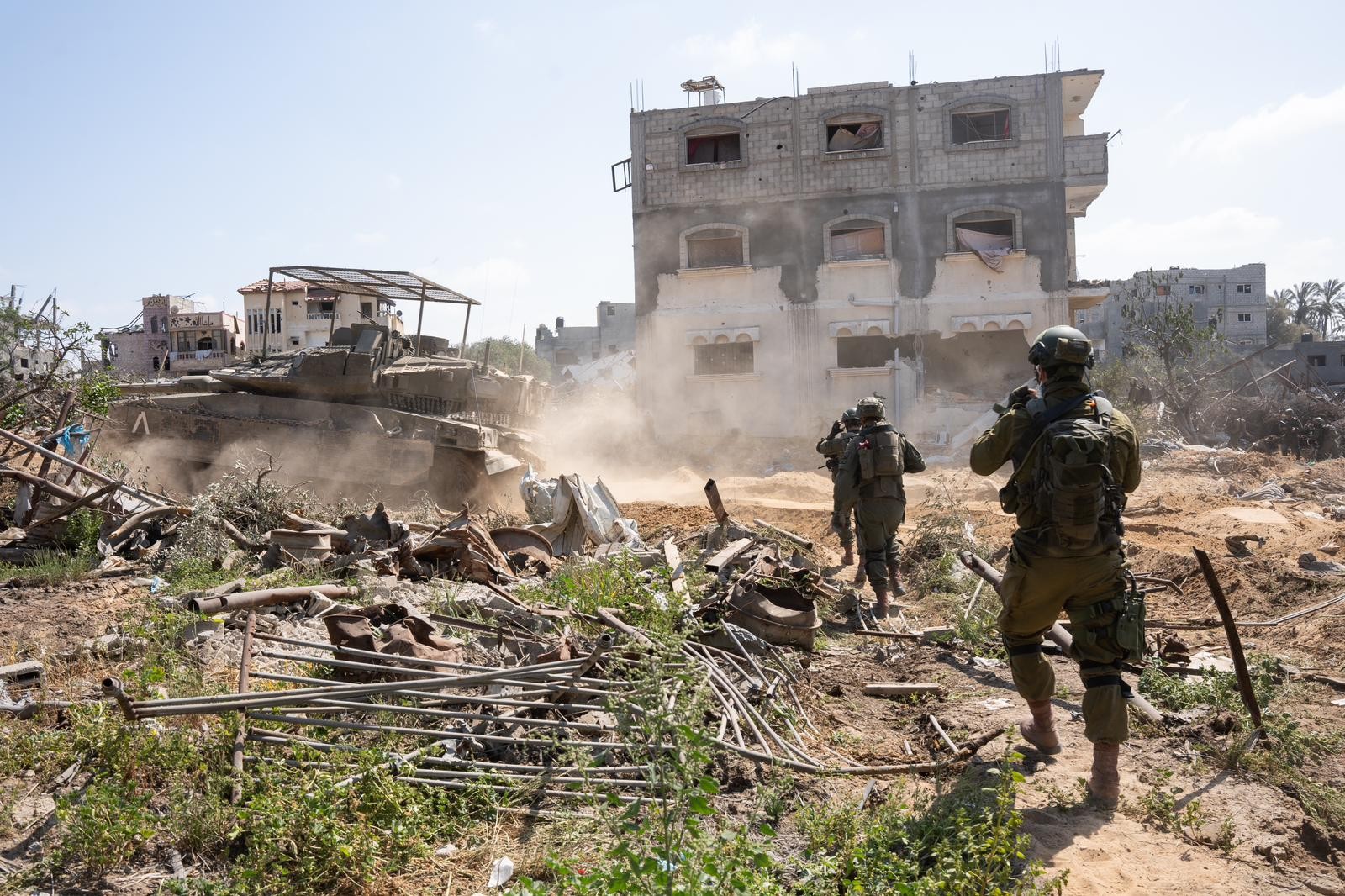 לוחמינו שולטים בכל מעבר רפיח: יותר מ-20 מחבלים חוסלו