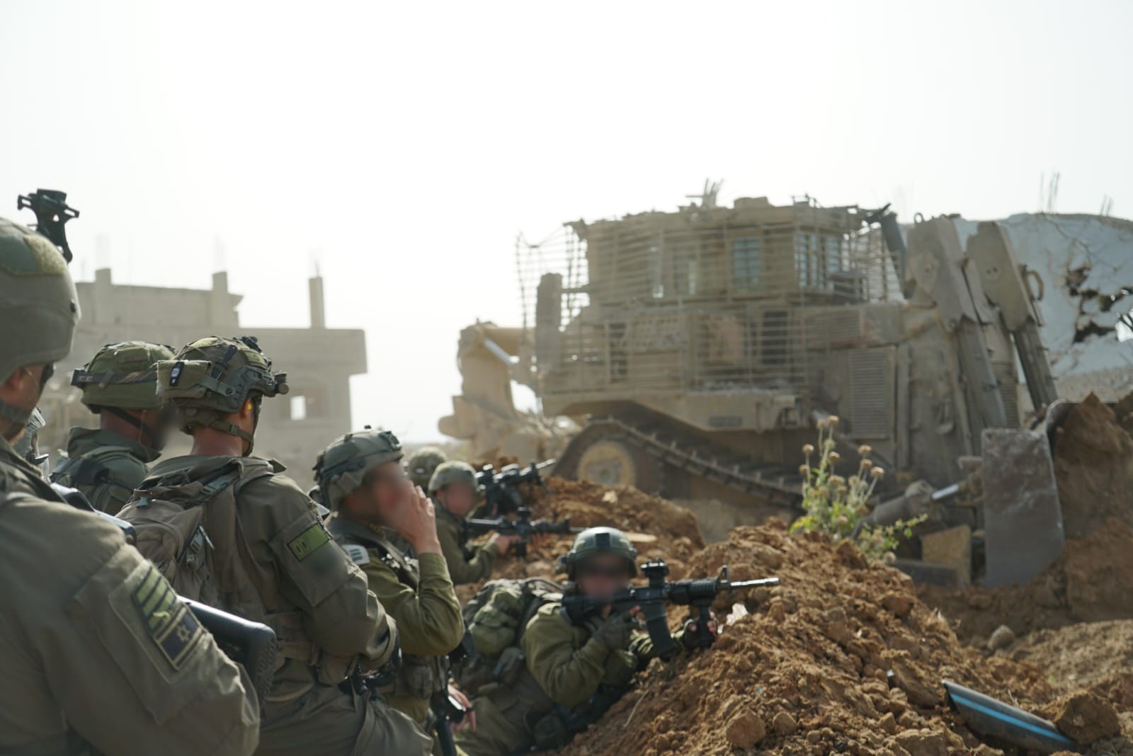 מלב שכונת מגורים: הושמדה מנהרה שנחפרה לכיוון ישראל | תיעוד