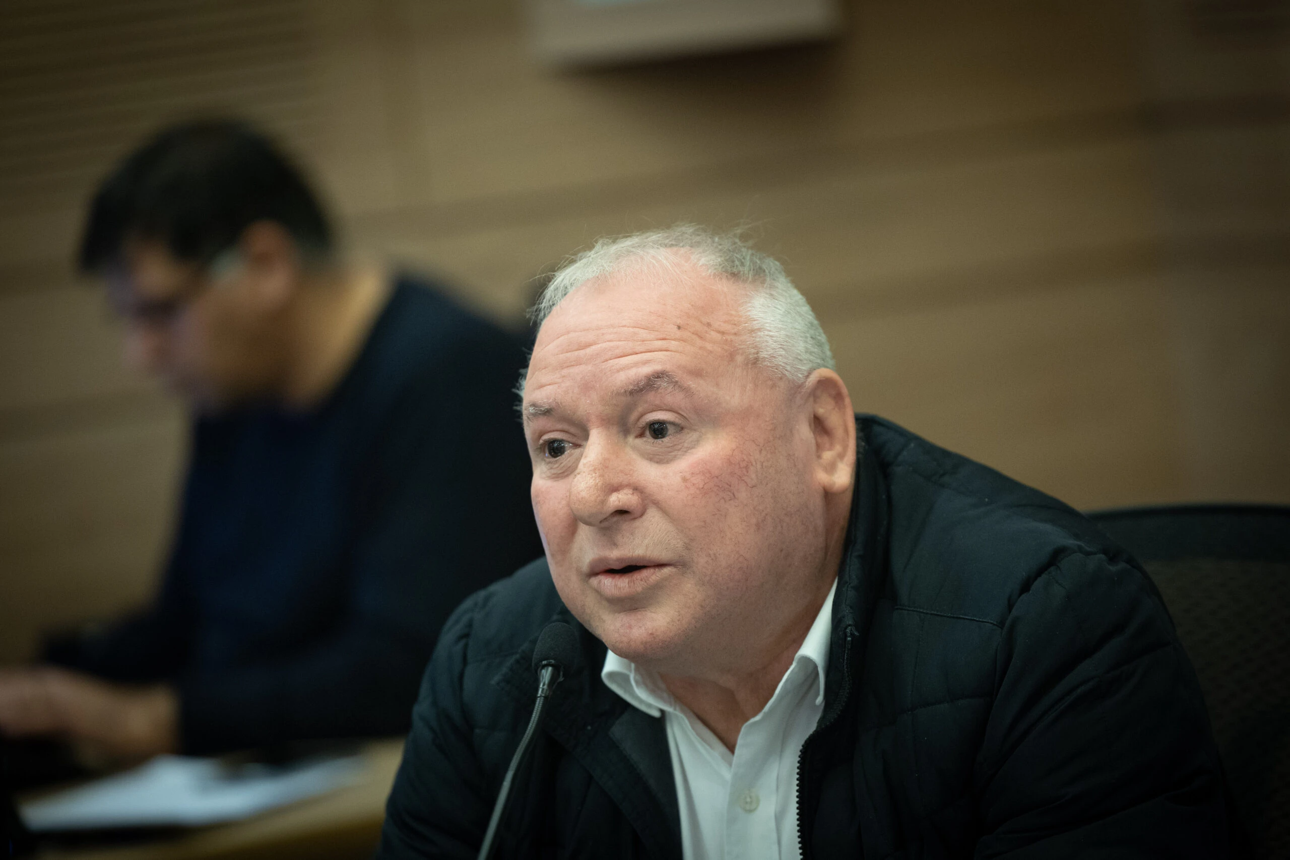 אמסלם: "שרה"מ יעמוד בצד ולא יפריע לנו להדיח את היועמ"שית"