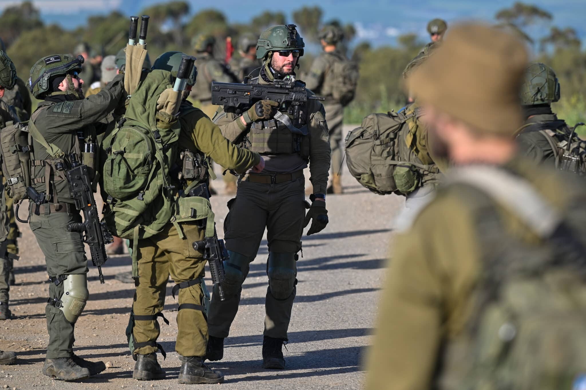 בכירים בארה"ב: "ביידן הגזים - נמצא דרך להוריד את הלהבות"