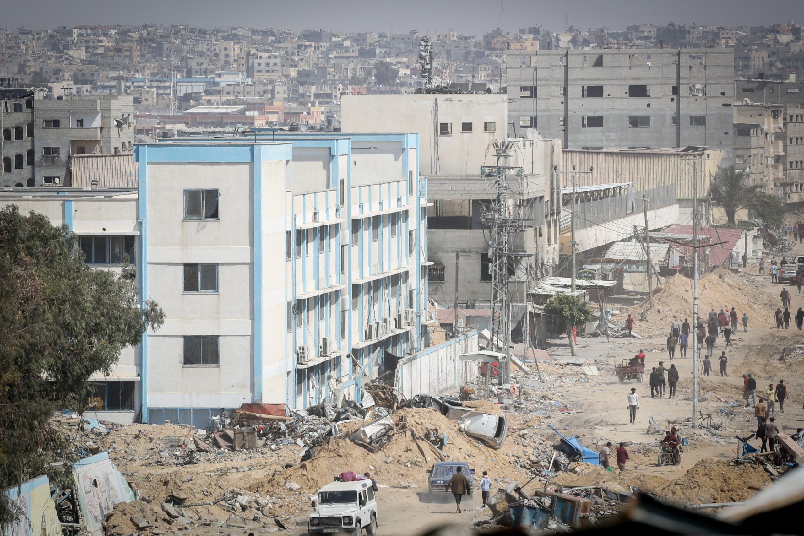 דיווח: שלושה מחוסלים בתקיפה של צה"ל על משרד הפנים של חמאס