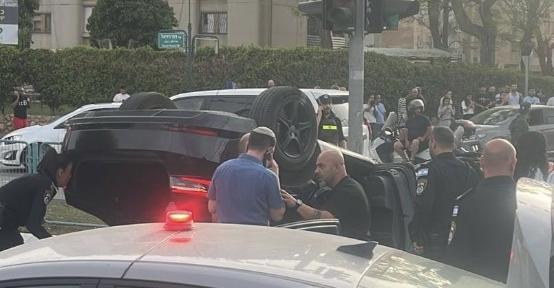 השר איתמר בן גביר נפצע בתאונת דרכים בדרכו חזרה מזירת הפיגוע