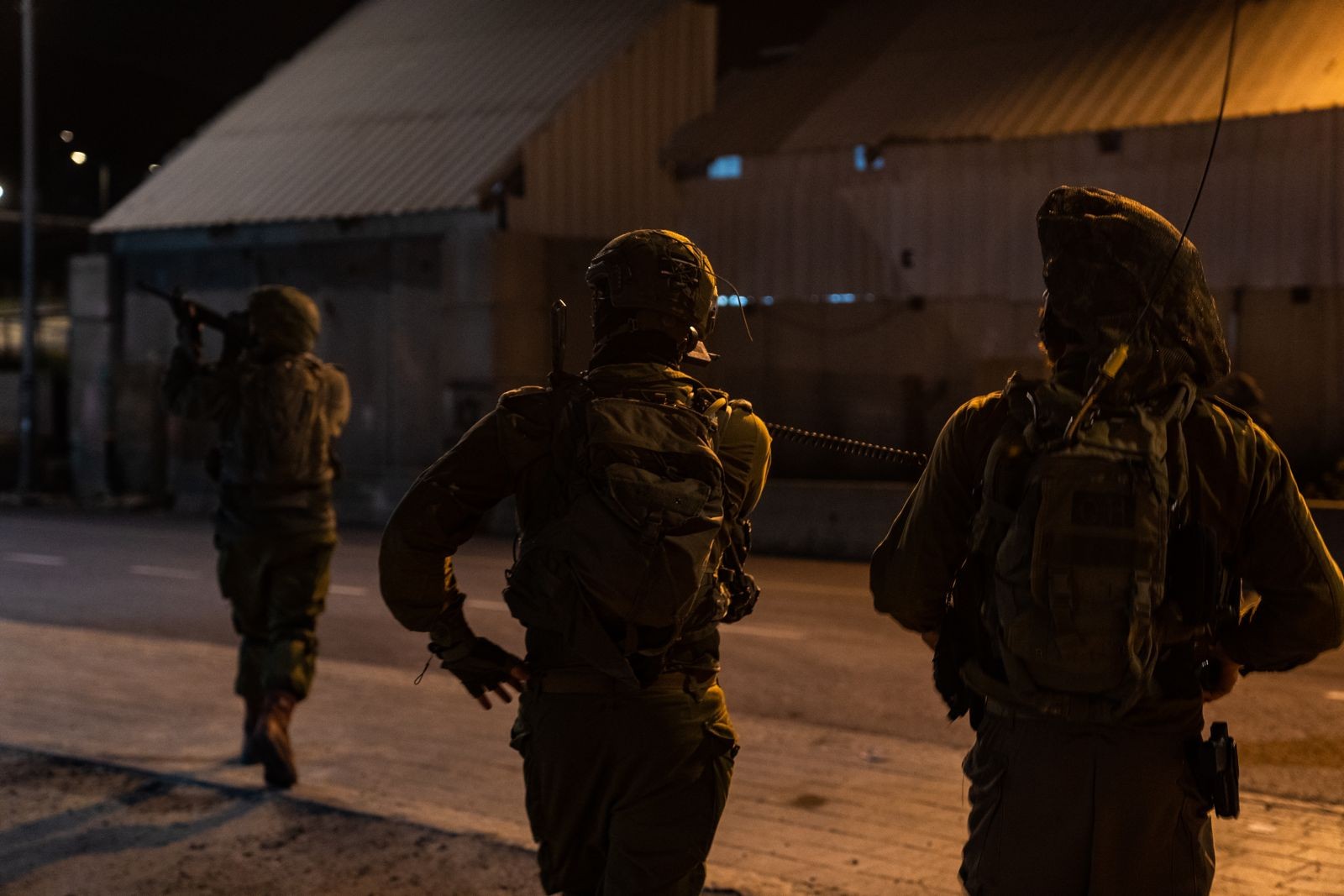 כוחותינו פועלים באזור קו התפר נגד טרור: 23 מבוקשים נעצרו