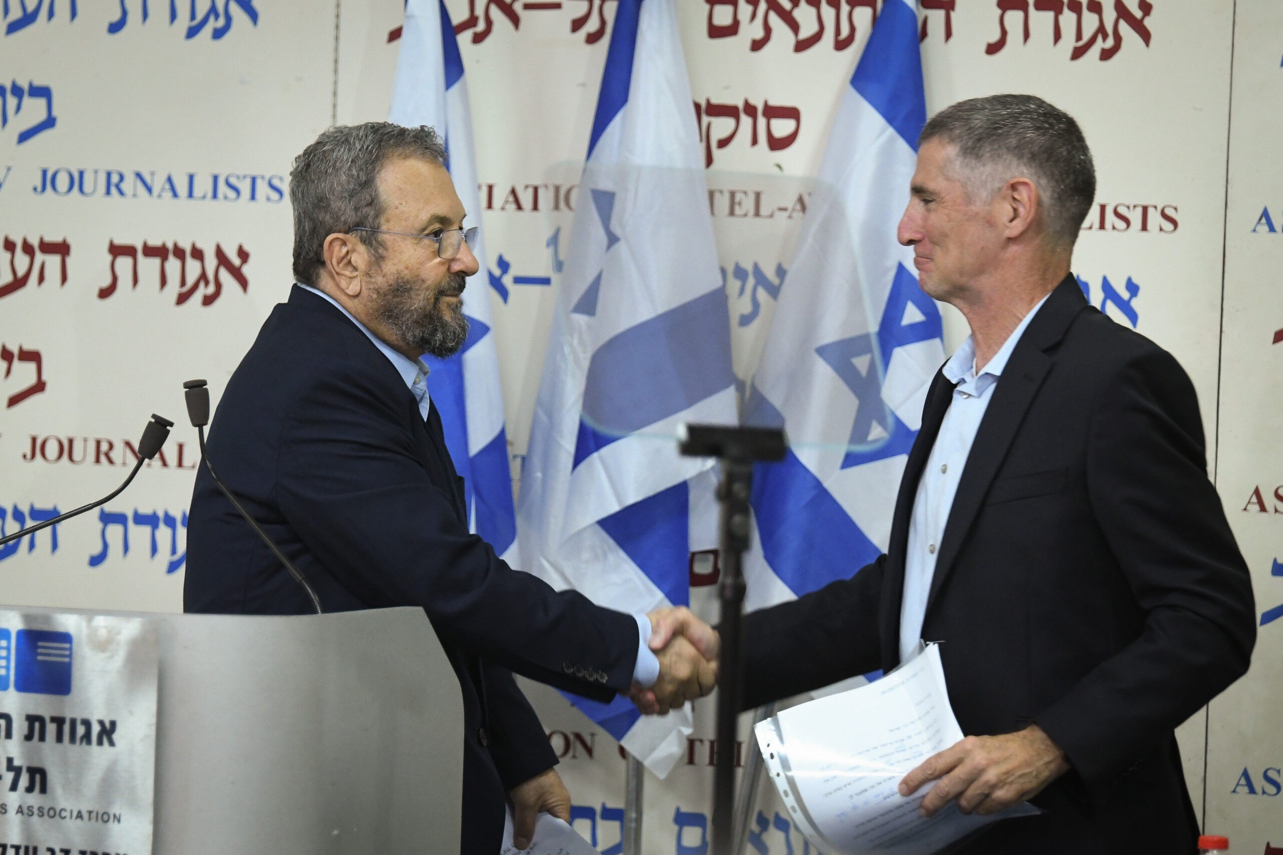 מתקפת ה"לשעברים": המערכת שכשלה ומבקשת שוב להוביל לתבוסה