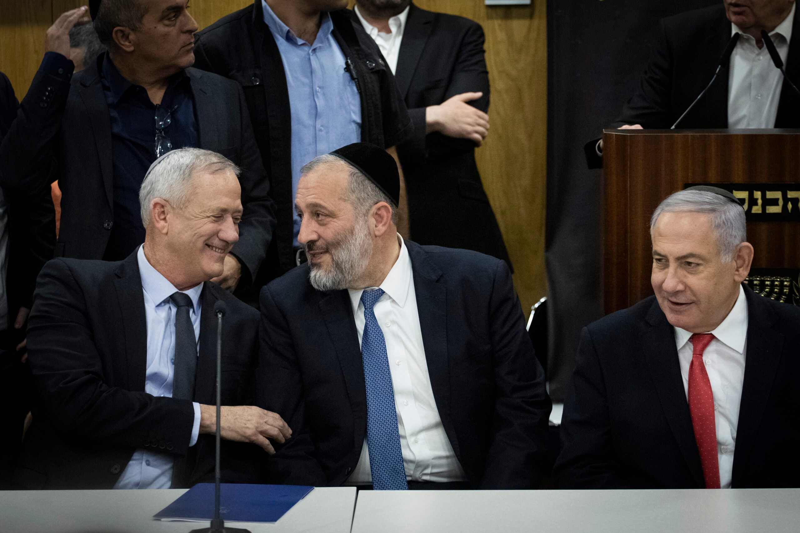 שר בכיר בליכוד: יש זעם עצום במפלגה על התנהלותו של דרעי