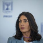 ההנחיה של מירי רגב לאחר היריקה לעבר קצינה באוטובוס במרכז