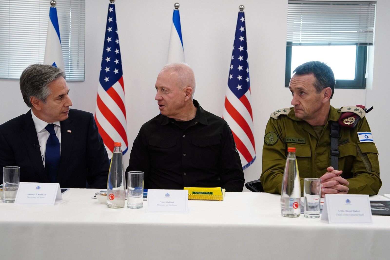 גלנט, הלוי ובלינקן | צילום: אריאל חרמוני, משרד הביטחון