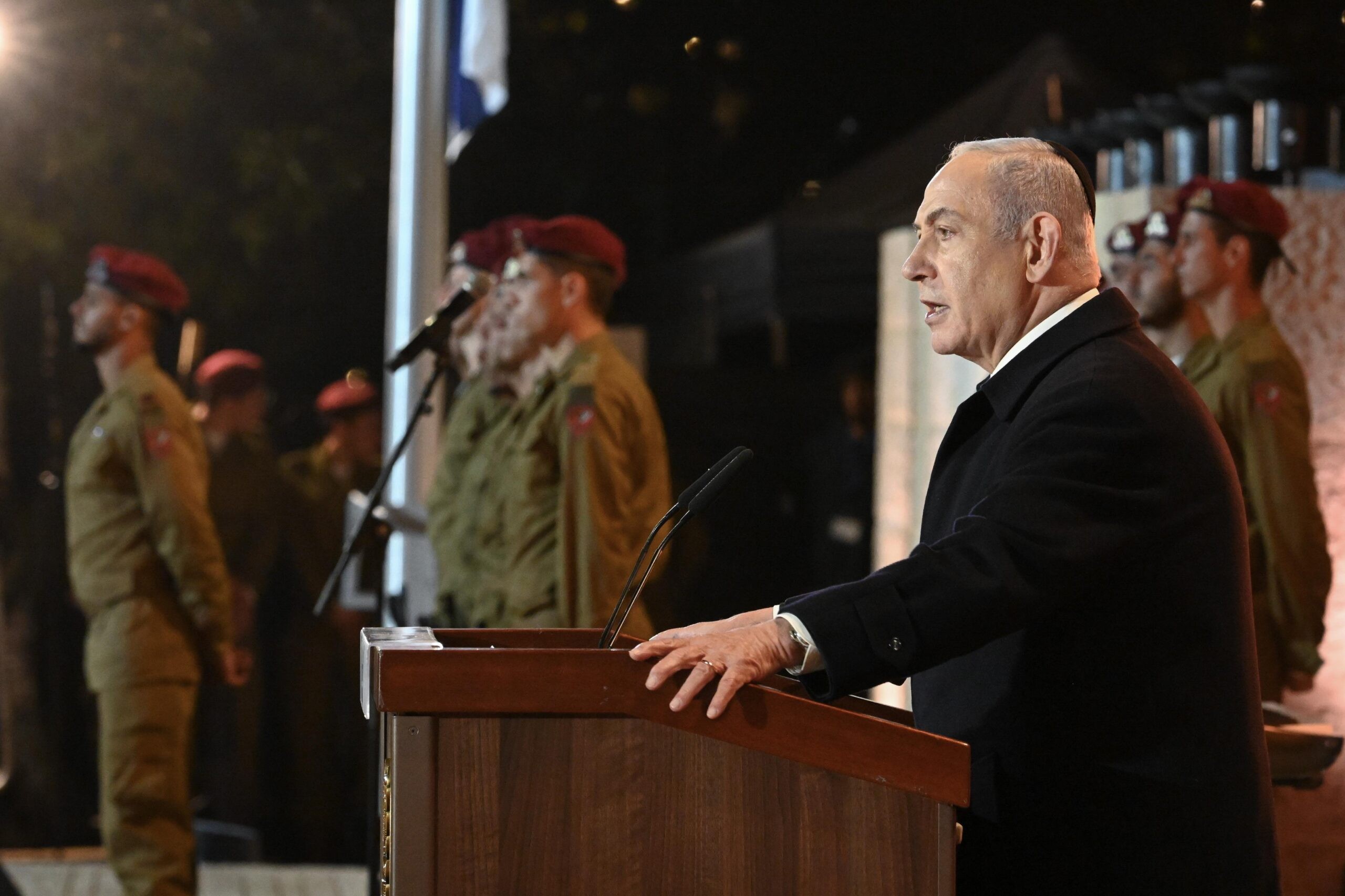 נתניהו נאם באנגלית ביד ושם: "אם תצטרך, ישראל תילחם לבדה"