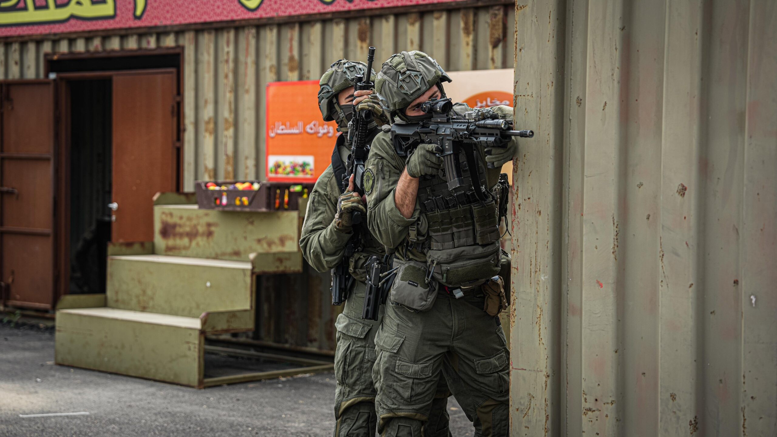 M-16, ואקדח: שני חשודים נעצרו בחברון בחשד להחזקת אמל"ח