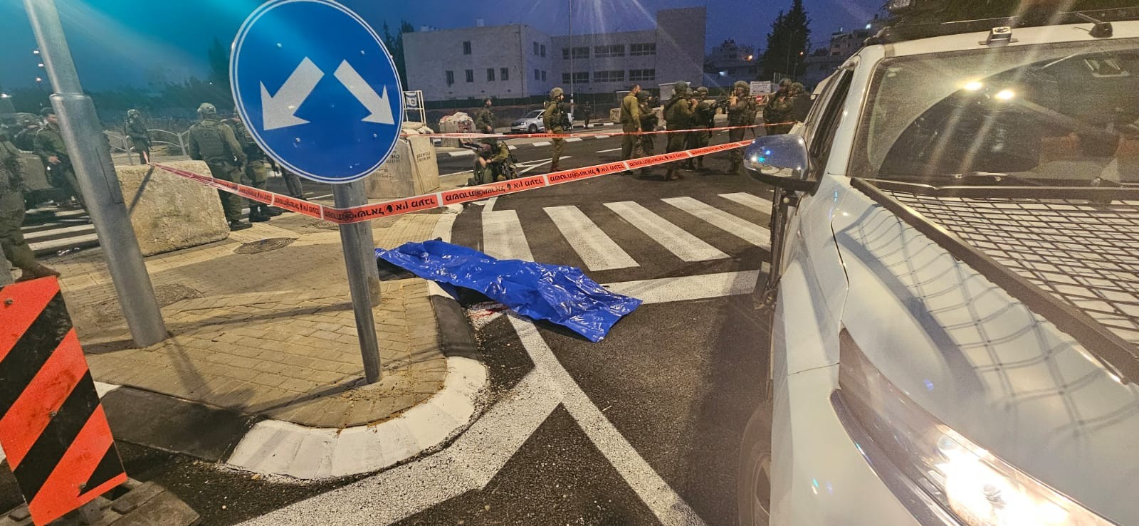 מחבל ניסה לדקור לוחמים בצומת בית ענון ונוטרל, אין נפגעים