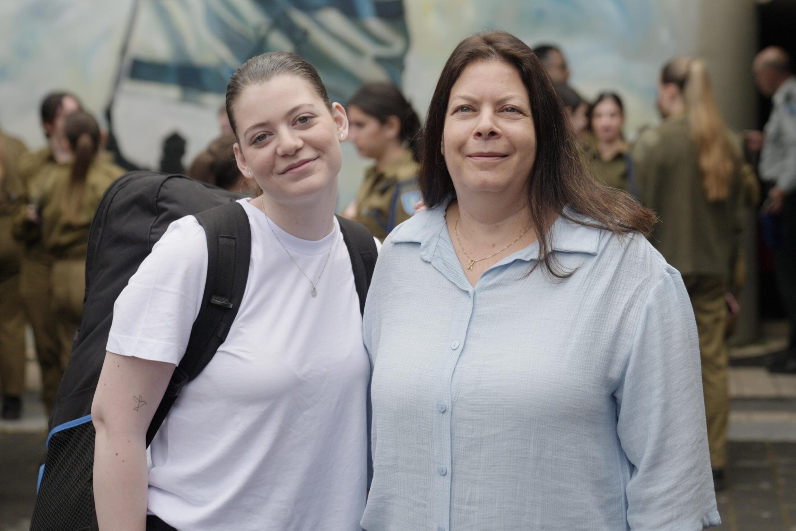 סוגרת מעגל: נוגה וייס ששוחררה מהשבי בעזה מתגייסת לצה"ל