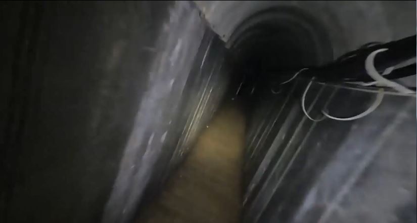 תיעוד המנהרה בה חולצו 7 גופות | צילום: דובר צה"ל
