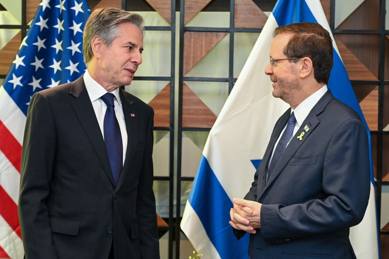 בלינקן להרצוג: "הסיבה היחידה שעסקה לא תושג היא בגלל חמאס"