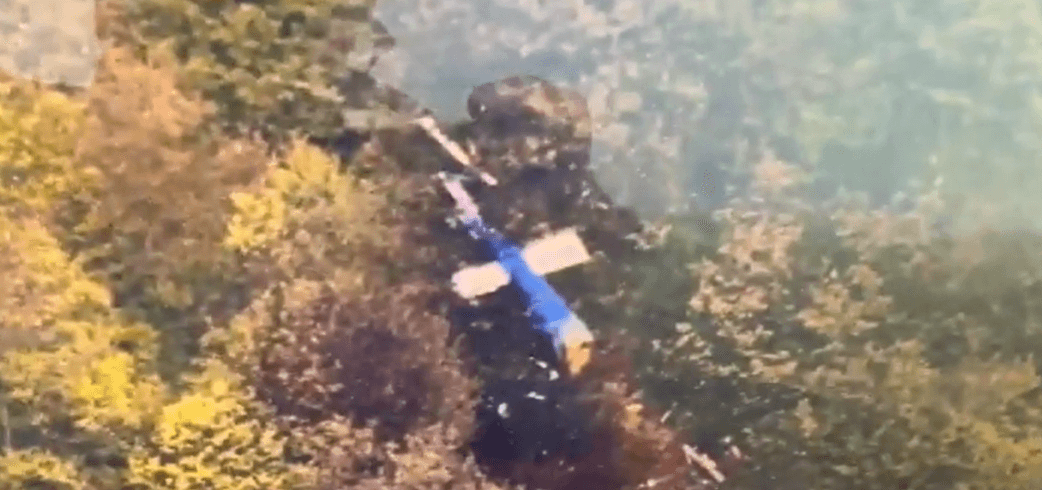 כך נראים שרידי המסוק של נשיא איראן בזירת ההתרסקות | תיעוד