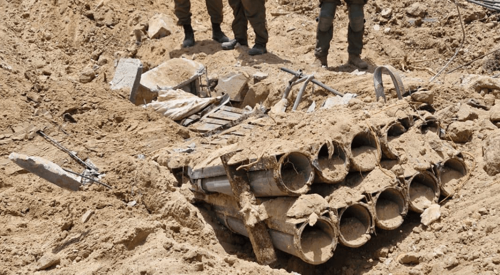 "זוהו פיצוצי משנה": צה"ל תקף משגר טעון בדרום לבנון | צפו
