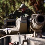חשש בלבנון ממלחמה: "חיזבאללה מוגבל, נחזור לתקופת האבן"