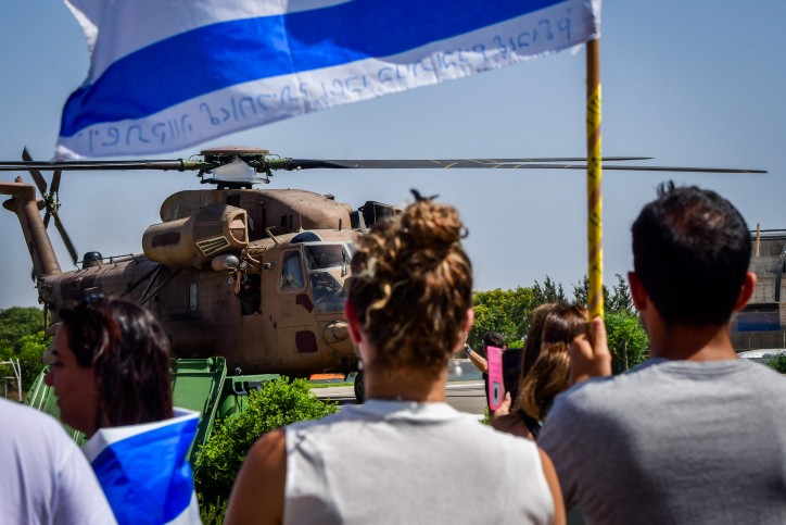 לקראת סיום המלחמה: במערכת הביטחון יפעלו לשחרור חטופים