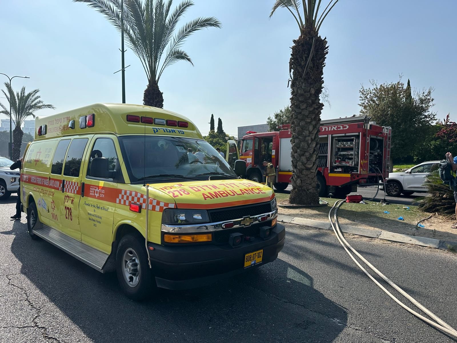 גבר נמצא ברכבו בראשון לציון כשהוא מחוסר הכרה, מצבו קשה