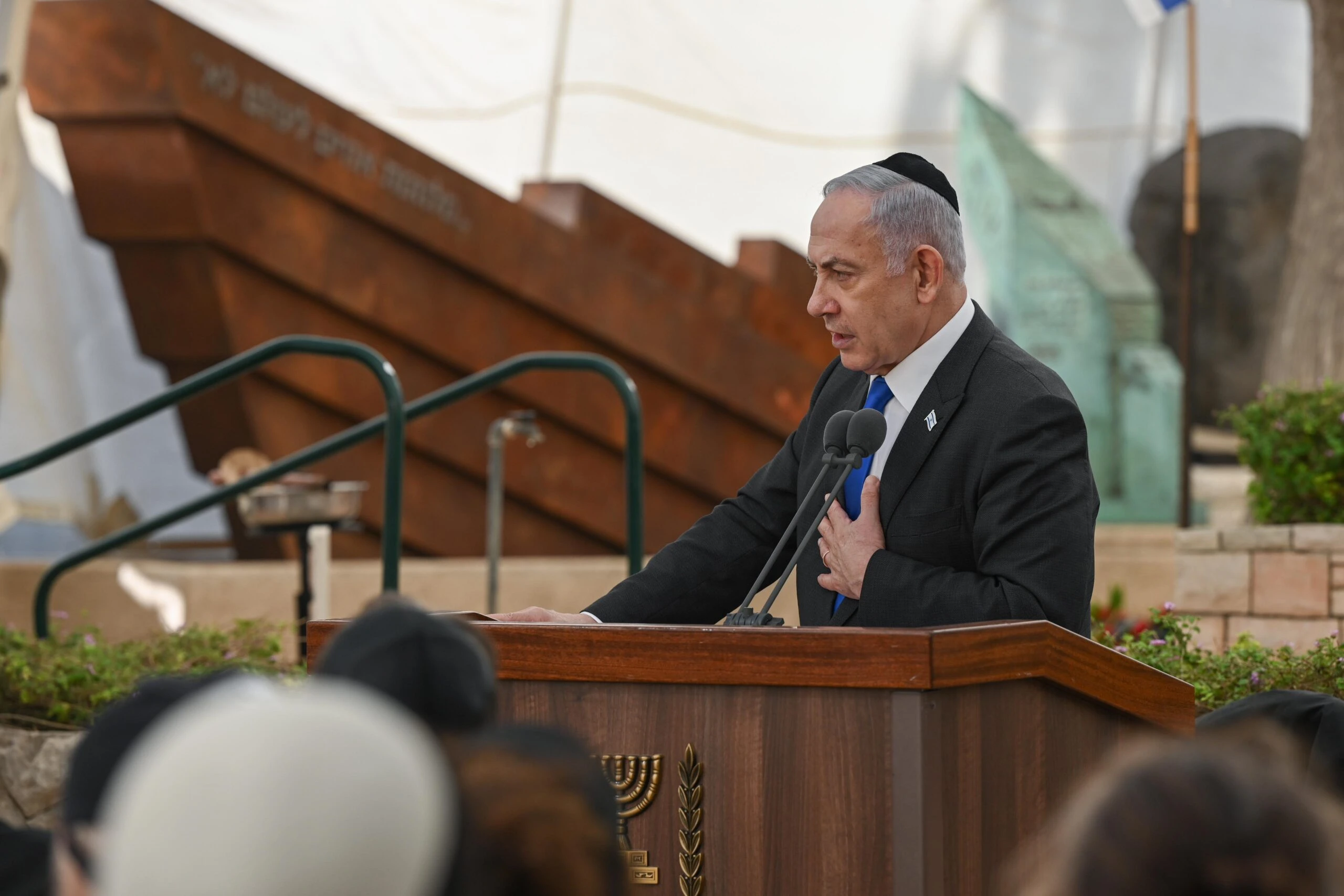 שינו את המסמכים: מי ניסה להסתיר במשך שנים את שרידי אלטלנה?
