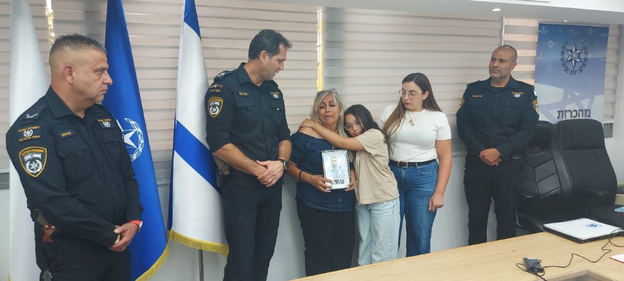 תג השם של השוטר הגיבור אותר על גופת מחבל נח'בה