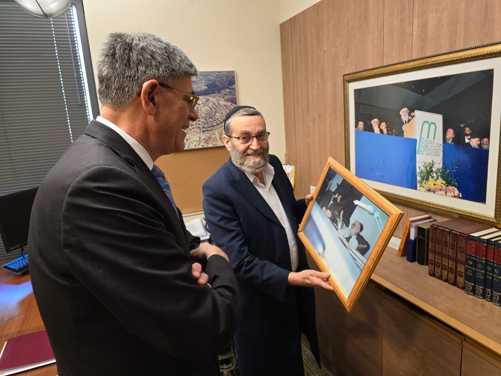 גפני נגד נתניהו: "אין מקום להתכתשות תקשורתית עם ארה"ב"