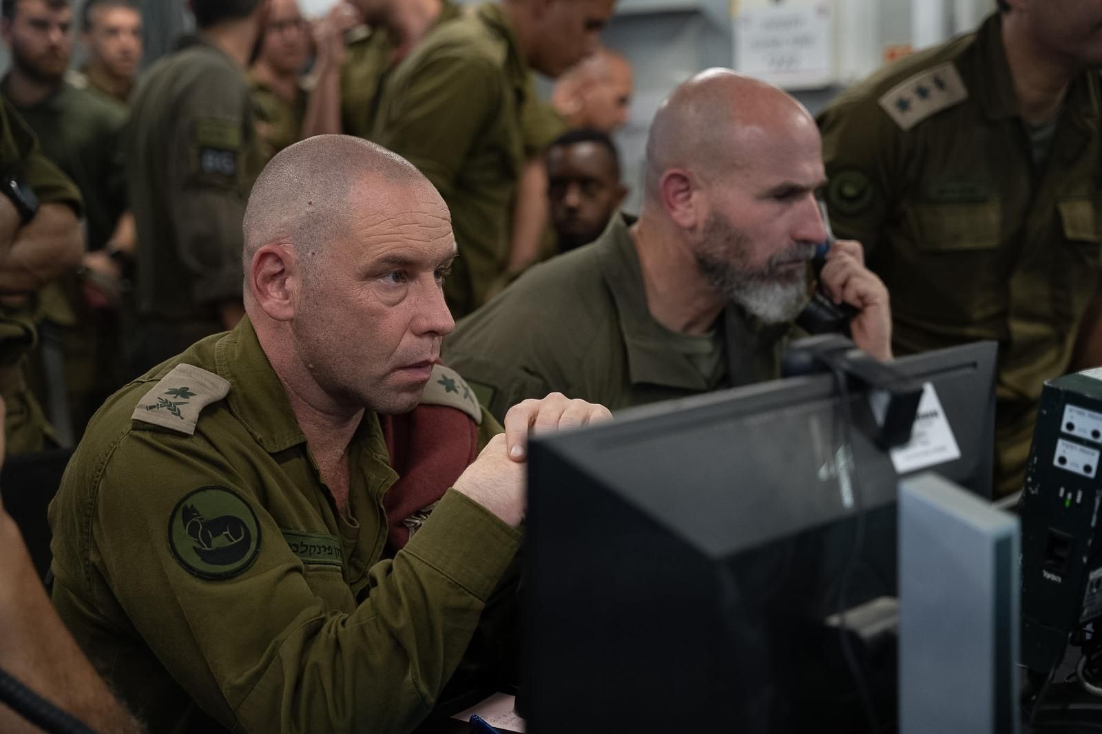 תחת אש כבדה בלב מחנה נוסיראת: האלוף הכריז "היהלומים המריאו"