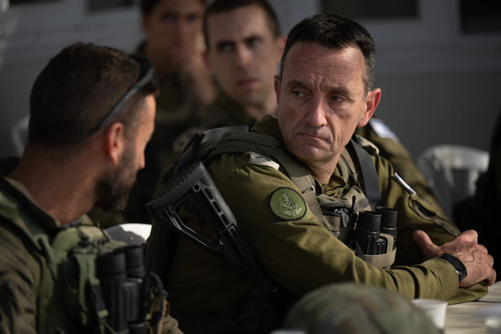 51 מפקדי גדודים לרמטכ"ל: "חקירות מצ"ח פוגעות ברוח הלחימה"