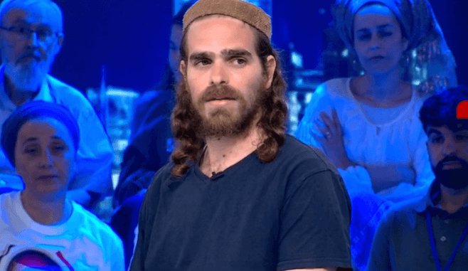 אריאל דנינו בפטריוטים | צילום: חדשות 14