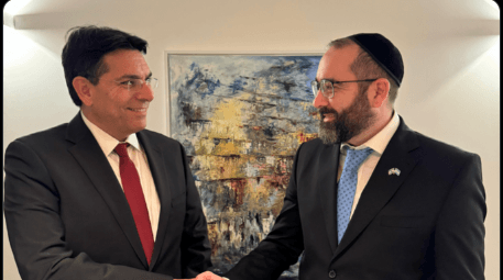 דני דנון ושגריר ארגנטינה החדש | קרדיט: דוברות הלשכה