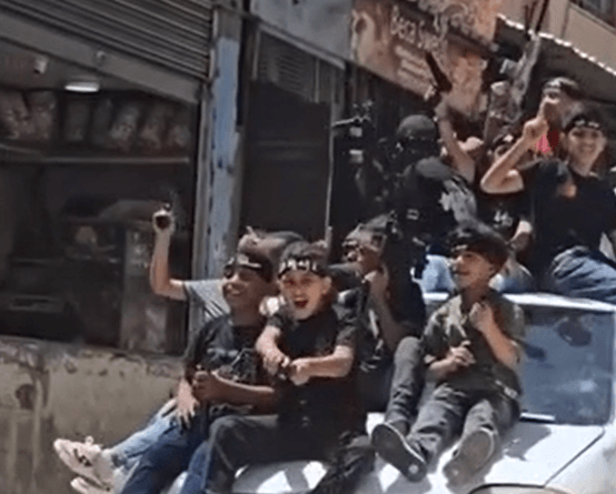 ילדים בטולכרם חוגגים את עיד אלאדחא (חג הקורבן) | קרדיט: רשתות ערביות