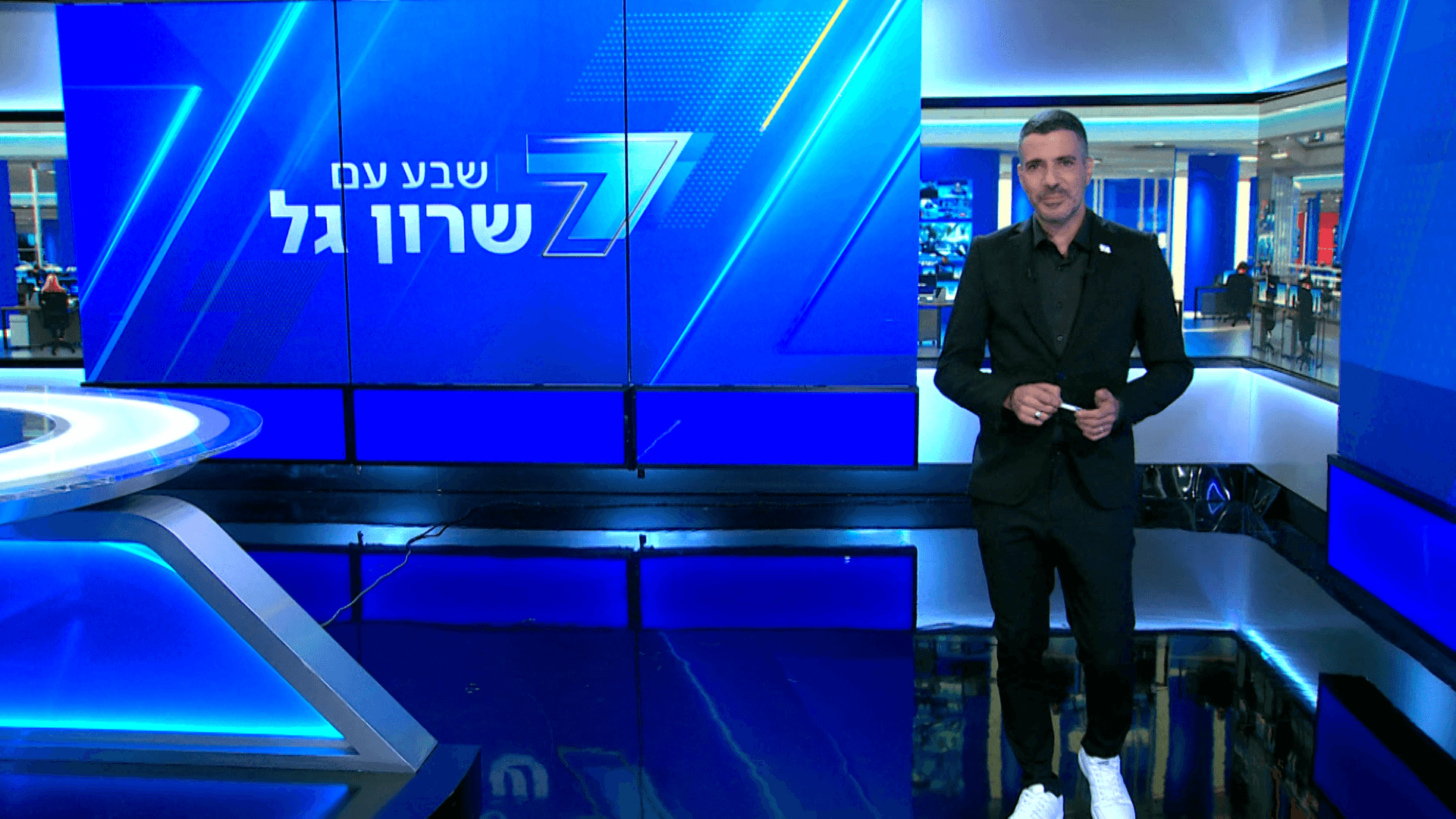 מתקפת המנע בלבנון: משדר מיוחד עם שרון גל וצוות הפרשנים | חי