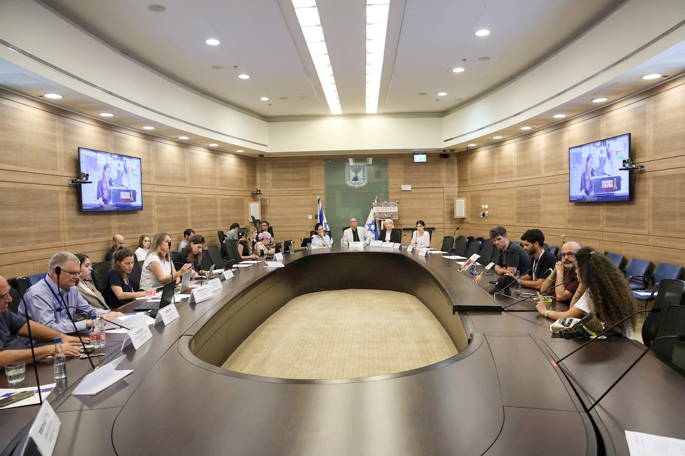 הארכת הוראת השעה לסגירת כלי תקשורת עוינים עבר בקריאה שלישית