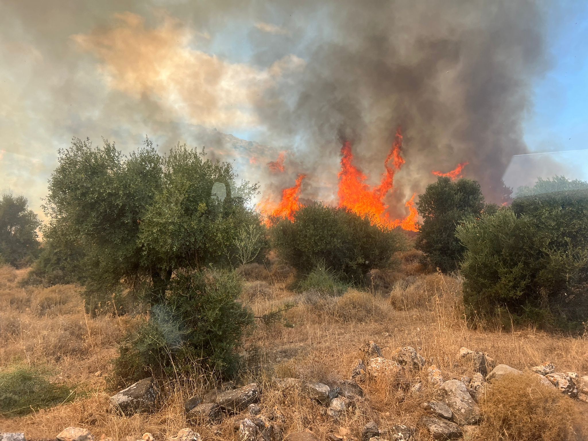 מטח כבד לצפון: 65 שיגורים לגליל העליון, צה"ל תוקף בלבנון