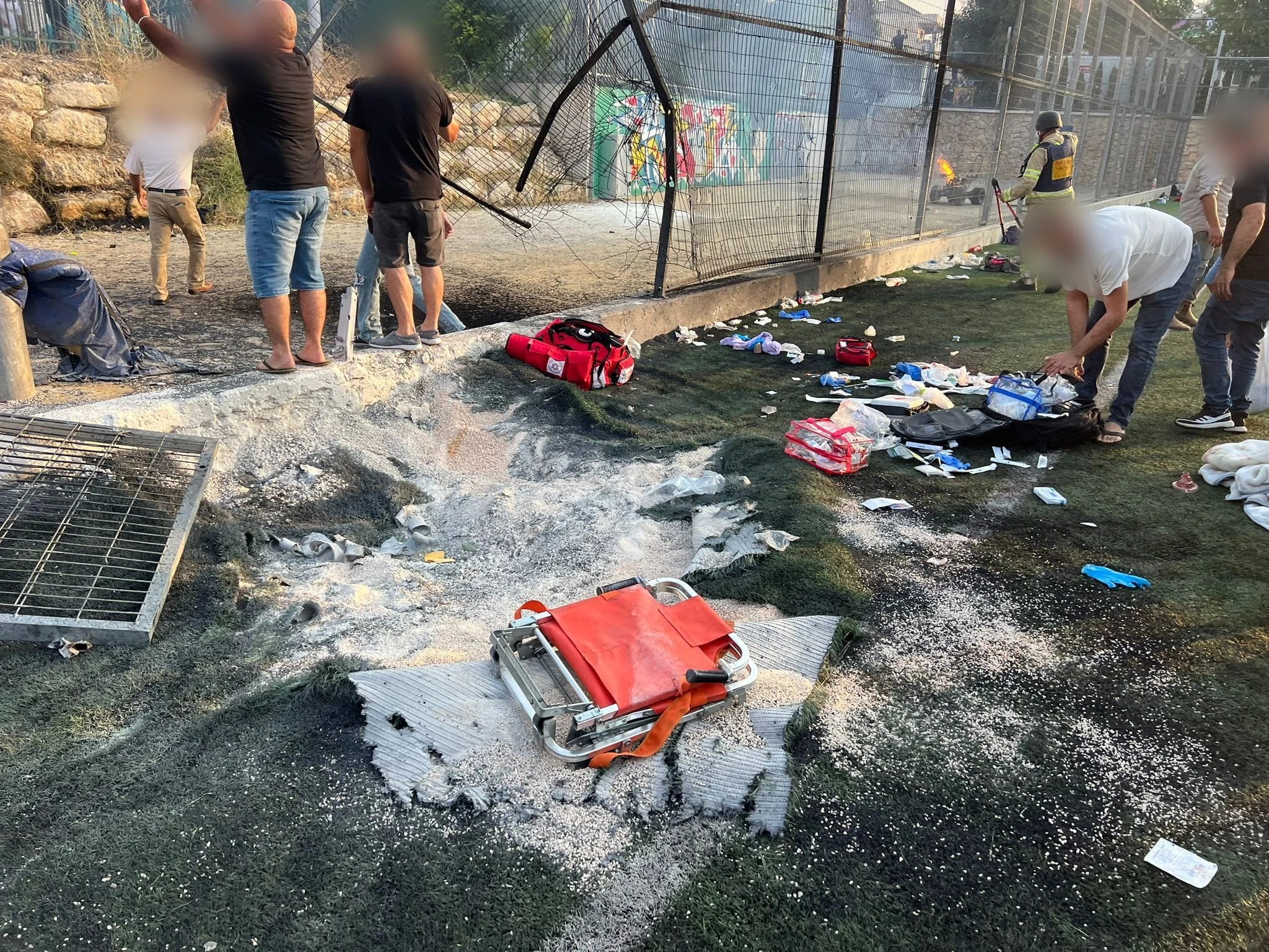 11 ילדים ובני נוער נרצחו בפגיעה ישירה במגרש כדורגל בצפון