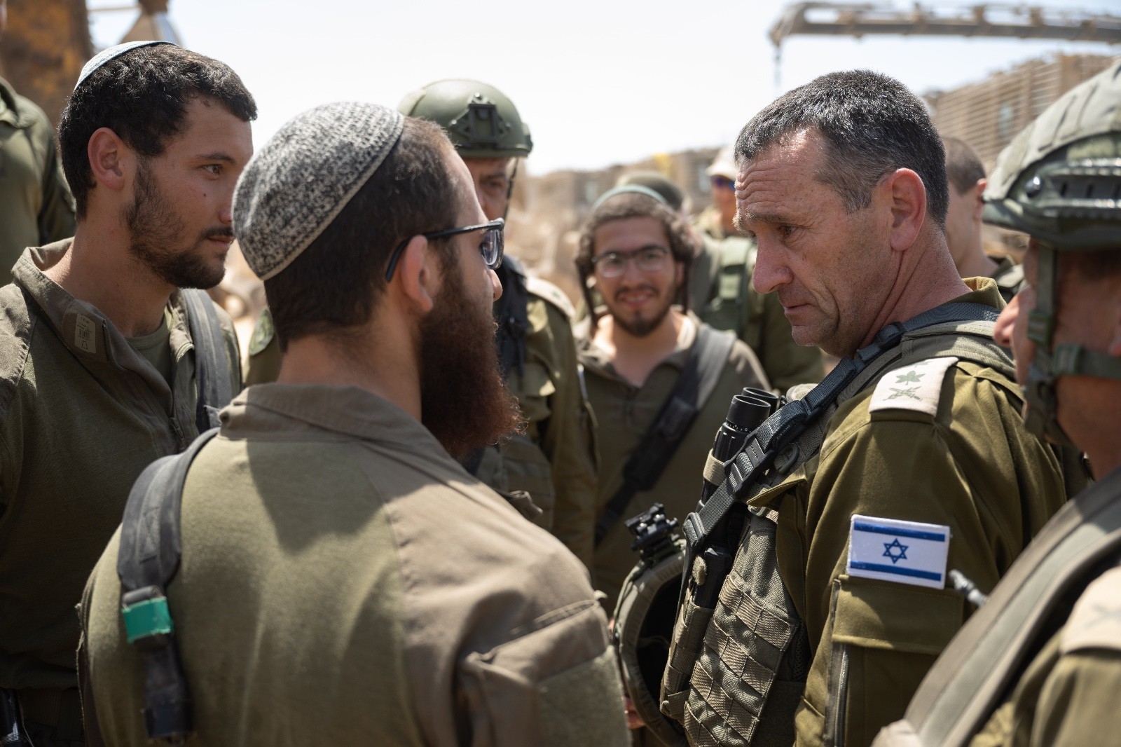 הרמטכ"ל ברפיח: חוסלו כאן מעל 900 מחבלים, אנו מתישים את חמאס