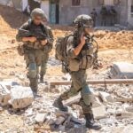 ההפקרות בעזה: הממשלה שולחת סיוע, בזמן שללוחמים אסור לירות