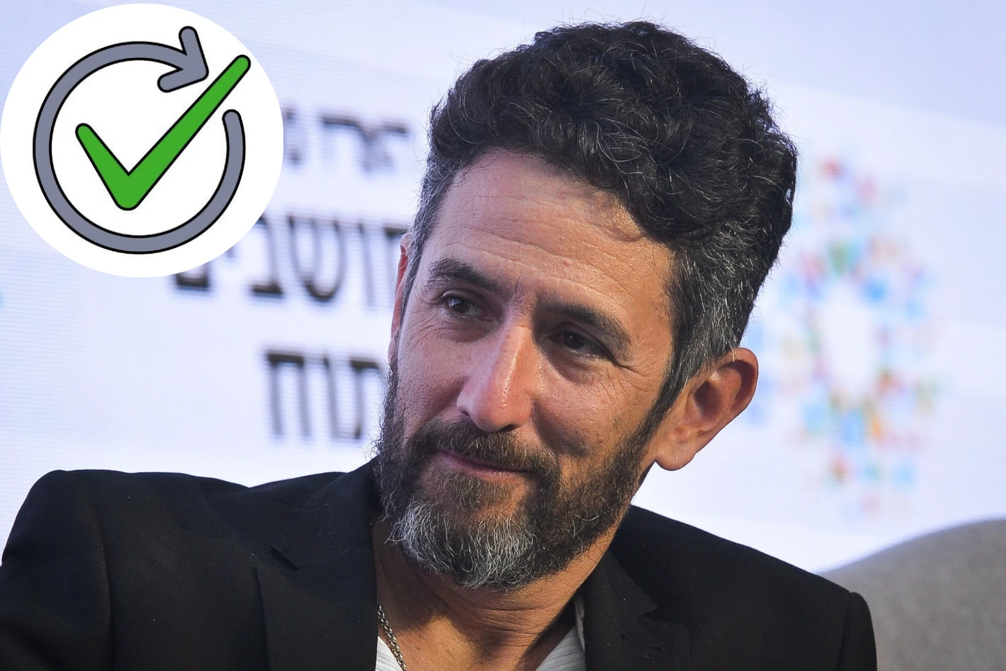 השנאה לביבי: כך הפך אורי משגב את החטופה לשק חבטות