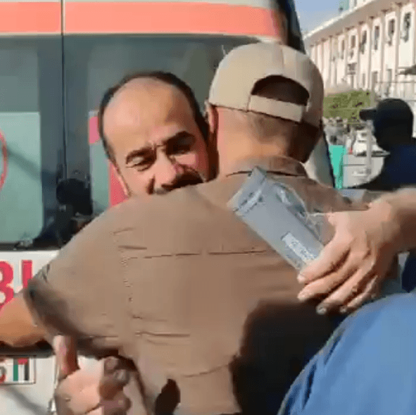 דיווח: ישראל שחררה את מנהל בית החולים שיפא יחד עם 50 מחבלים